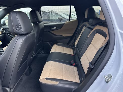 New 2026 Chevrolet Equinox ACTIV image 11