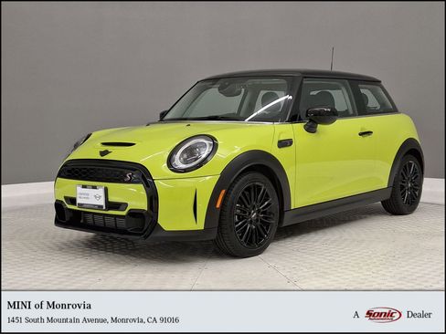 Certified 2024 MINI Cooper S image 1