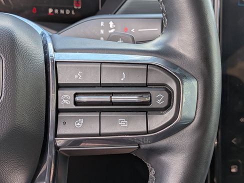 Used 2024 GMC Acadia Elevation FWD image 26