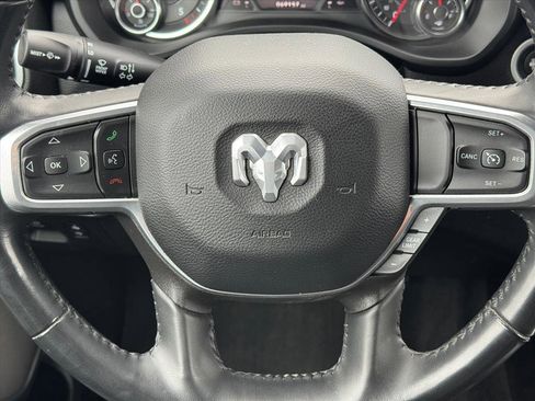 Used 2022 RAM 1500 Laramie AWD/4WD image 12