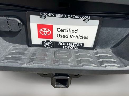 Certified 2022 Toyota Tacoma Limited AWD/4WD image 46