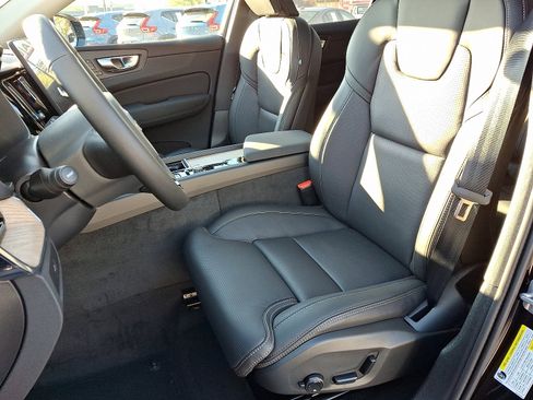 New 2026 Volvo XC60 B5 Ultra w/ Protection Package Premier image 7