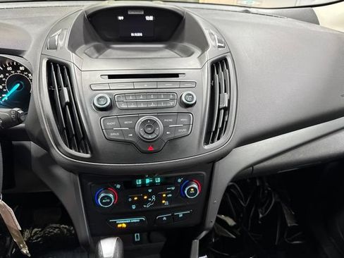 Used 2017 Ford Escape SE AWD/4WD image 17