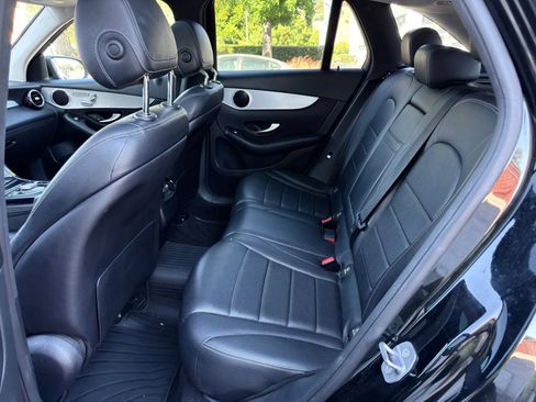 Used 2017 Mercedes-Benz GLC 300 image 10
