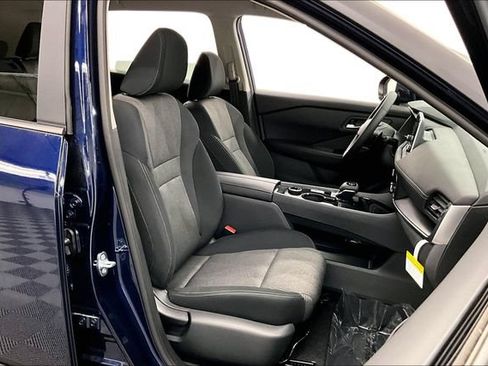 New 2026 Nissan Rogue SV AWD/4WD image 36