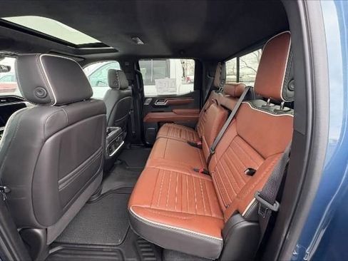 Used 2024 GMC Sierra 1500 Denali Ultimate image 8