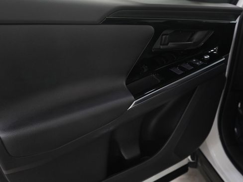 Used 2023 Toyota bZ4X Limited image 22