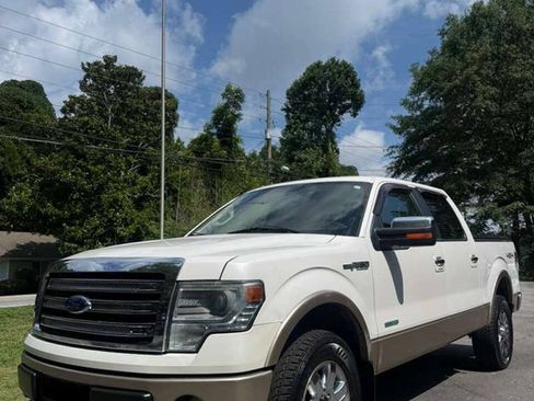 Used 2014 Ford F150 Lariat w/ Equipment Group 502A Luxury AWD/4WD image 2