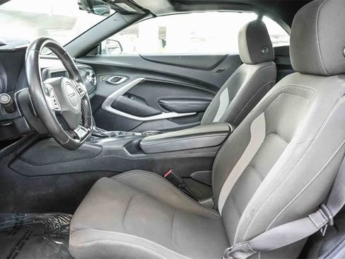 Used 2020 Chevrolet Camaro LT image 16