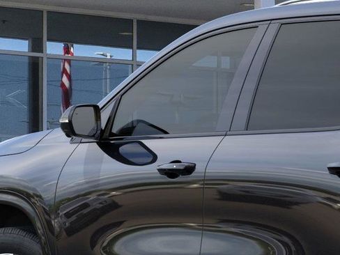 New 2026 Buick Enclave Sport Touring w/ Power Package AWD/4WD image 36