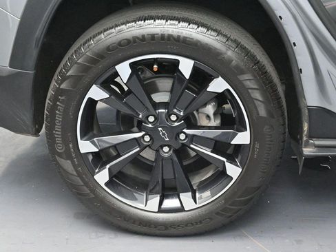 Used 2025 Chevrolet Equinox RS w/ Safety and Technology Package FWD image 34
