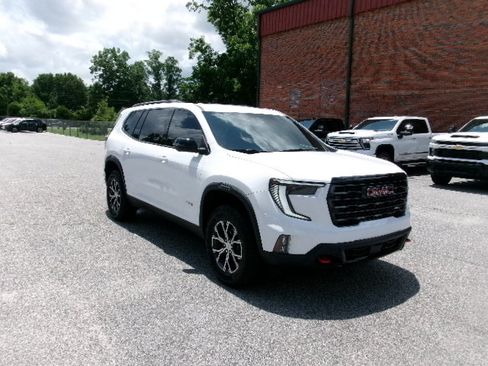 Used 2024 GMC Acadia AT4 w/ Luxury Package AWD/4WD image 1