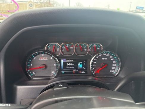 Used 2018 Chevrolet Silverado 1500 LT w/ All Star Edition image 18