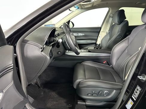 Used 2024 Genesis Electrified GV70 Advanced image 11