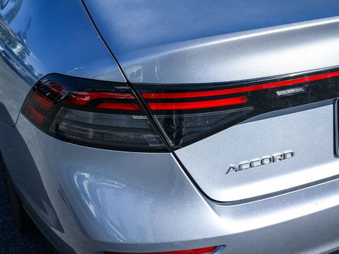 Used 2024 Honda Accord EX image 12