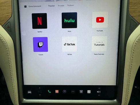 Used 2019 Tesla Model X Long Range AWD/4WD image 25