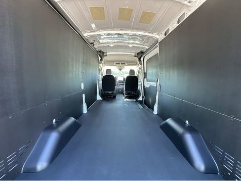 New 2026 Ford Transit 250 148 Medium Roof w/ Load Area Protection Package image 16