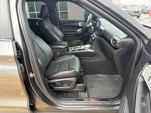Used 2020 Ford Explorer ST w/ Premium Technology Package AWD/4WD image 26