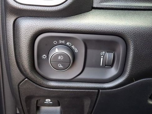 New 2026 RAM 1500 Express AWD/4WD image 23