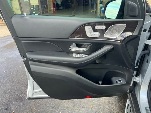 Used 2021 Mercedes-Benz GLE 350 4MATIC image 19