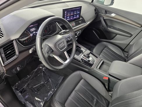 Used 2022 Audi Q5 2.0T Premium w/ Convenience Package AWD/4WD image 10