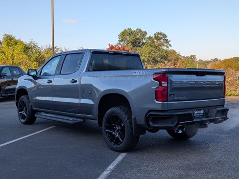 Used 2021 Chevrolet Silverado 1500 LT Trail Boss w/ Bed Protection Package image 7