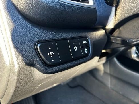 Certified 2022 Kia Seltos Nightfall Edition image 12