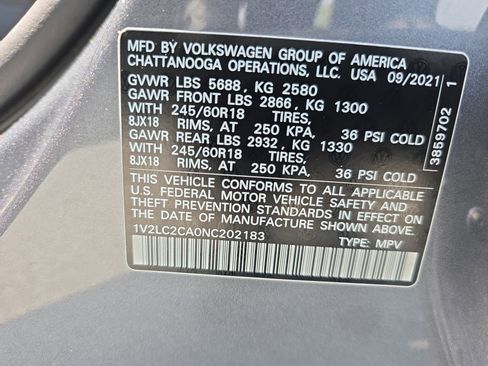Used 2022 Volkswagen Atlas Cross Sport SE AWD/4WD image 31