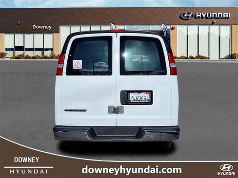 Used 2023 Chevrolet Express 2500 w/ Driver Convenience Package image 5