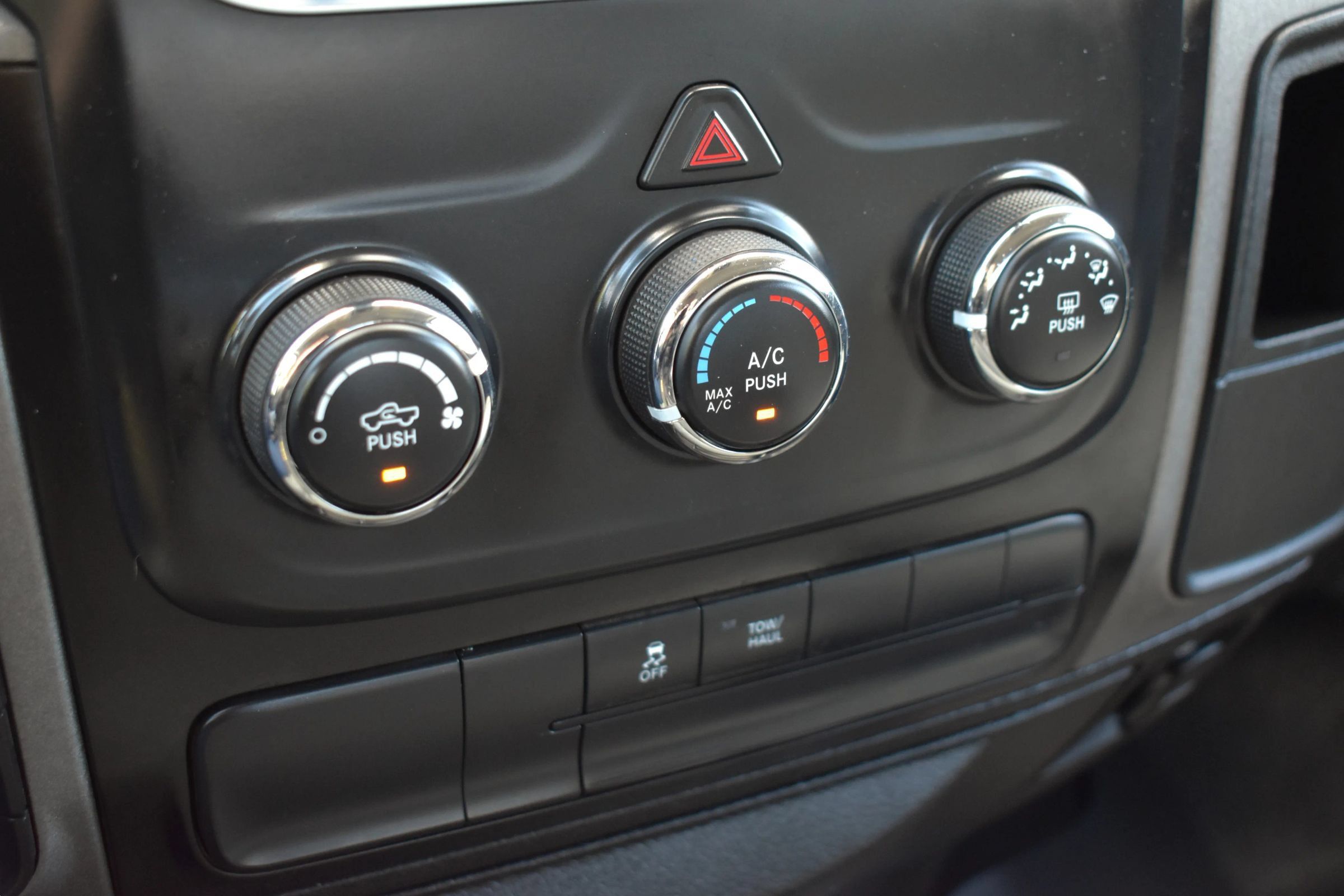 Used 2019 RAM 1500 Tradesman w/ Tradesman SXT Package AWD/4WD image 70