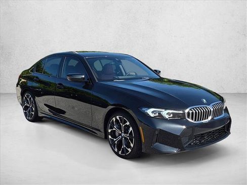 New 2026 BMW 330i Sedan w/ M Sport Package RWD image 6