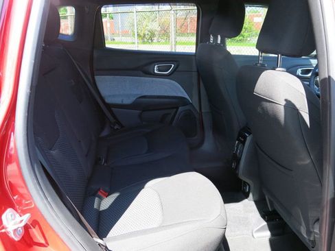 Used 2024 Jeep Compass Sport AWD/4WD image 16