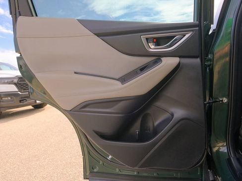 Used 2024 Subaru Forester Premium image 29