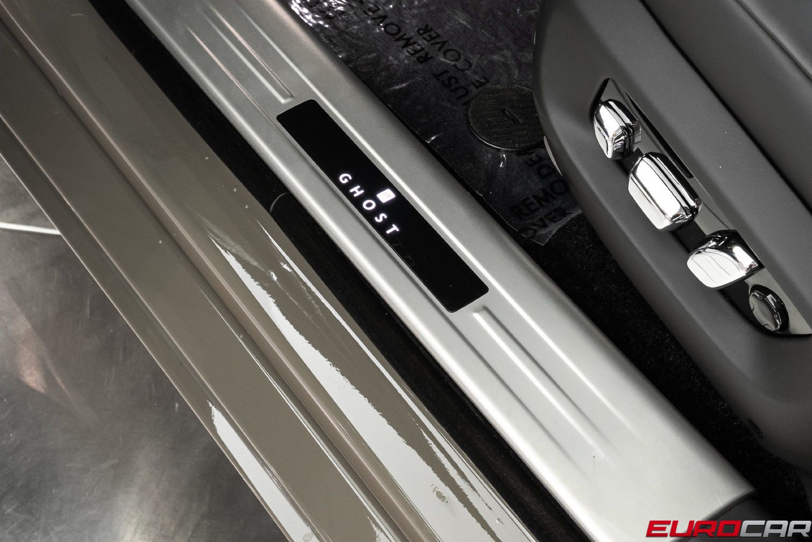 Used 2025 Rolls-Royce Ghost AWD/4WD image 46