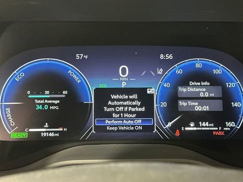 Used 2025 Toyota Sienna XSE w/ XSE Plus Package image 18