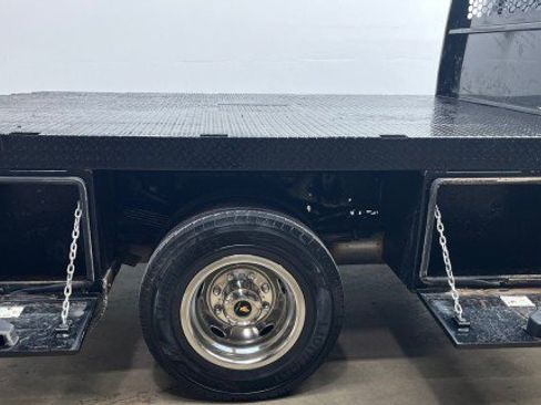 Used 2022 RAM 3500 Tradesman w/ Chrome Appearance Group AWD/4WD image 13