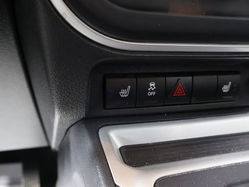 Used 2016 Jeep Compass High Altitude image 36