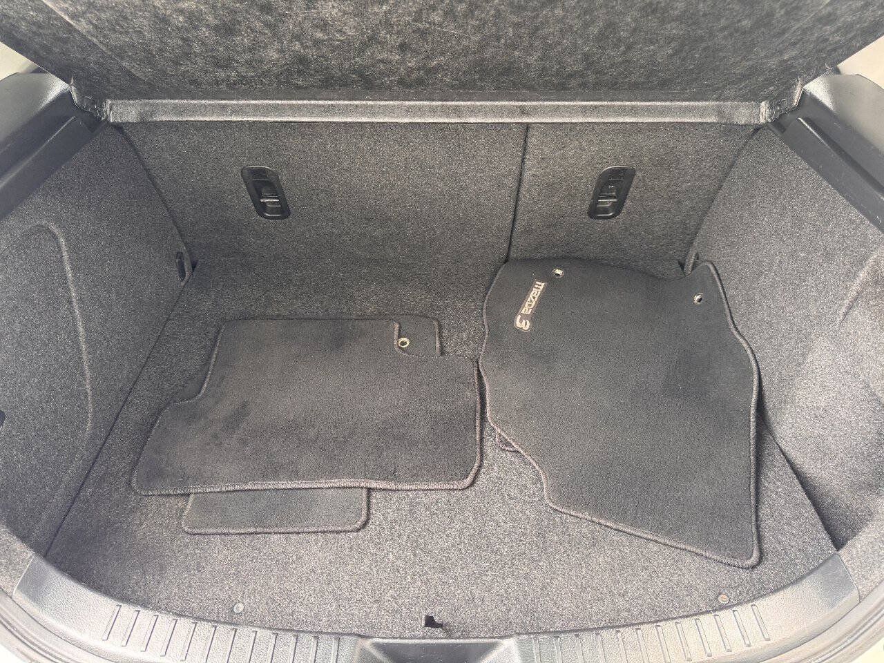 Used 2010 MAZDA MAZDA3 s Grand Touring FWD image 6