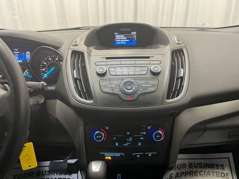 Used 2017 Ford Escape SE image 22