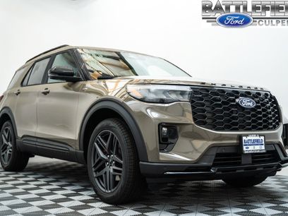 New 2027 Ford Explorer ST-Line w/ Premium Package