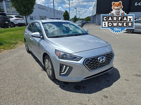 Used 2022 Hyundai Ioniq SE FWD image 1