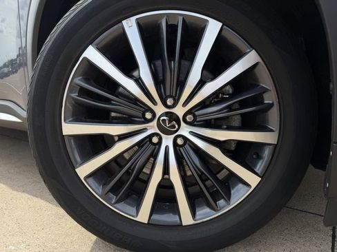 Used 2023 INFINITI QX60 Sensory w/ Cargo Package AWD/4WD image 9