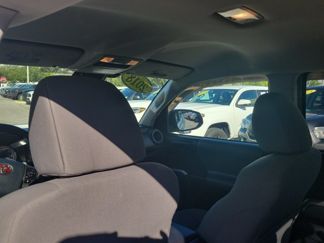 Used 2018 Toyota Tacoma SR5 RWD image 16