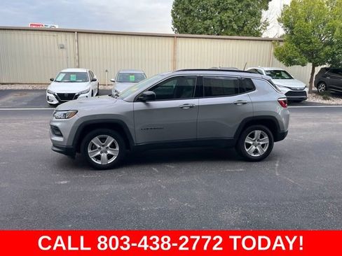 Used 2022 Jeep Compass Latitude w/ Sun and Sound Group FWD image 39