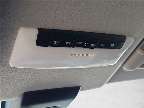 Certified 2023 Nissan Kicks SV image 20