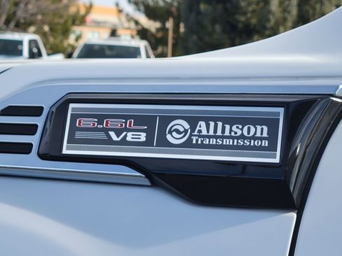 Used 2024 GMC Sierra 2500 Denali w/ Denali Reserve Package image 15