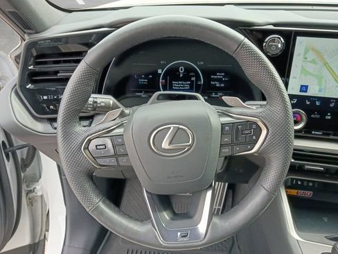 Used 2025 Lexus TX 500h AWD w/ Technology Package image 21