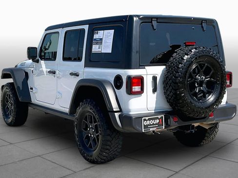 Used 2025 Jeep Wrangler Unlimited Sport AWD/4WD image 11