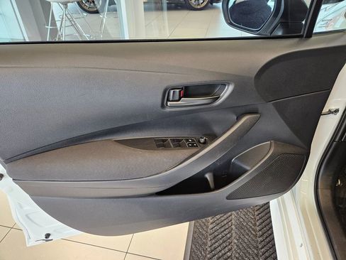Used 2024 Toyota Corolla LE FWD image 12