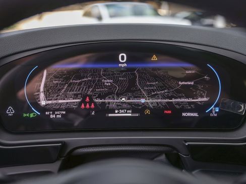 New 2025 Porsche Cayenne Coupe image 17